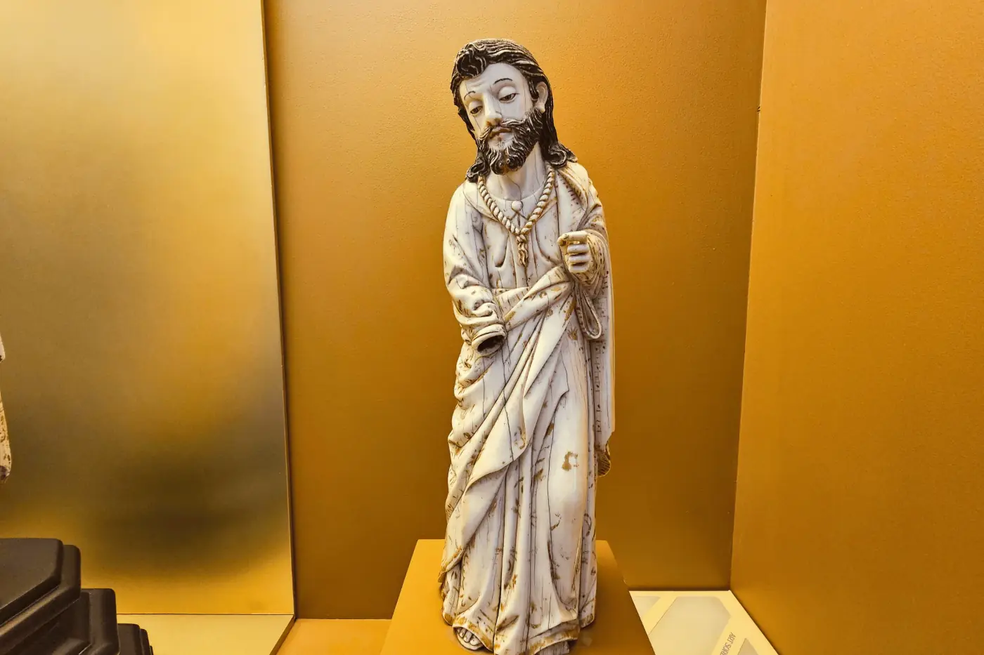 Figura de marfil