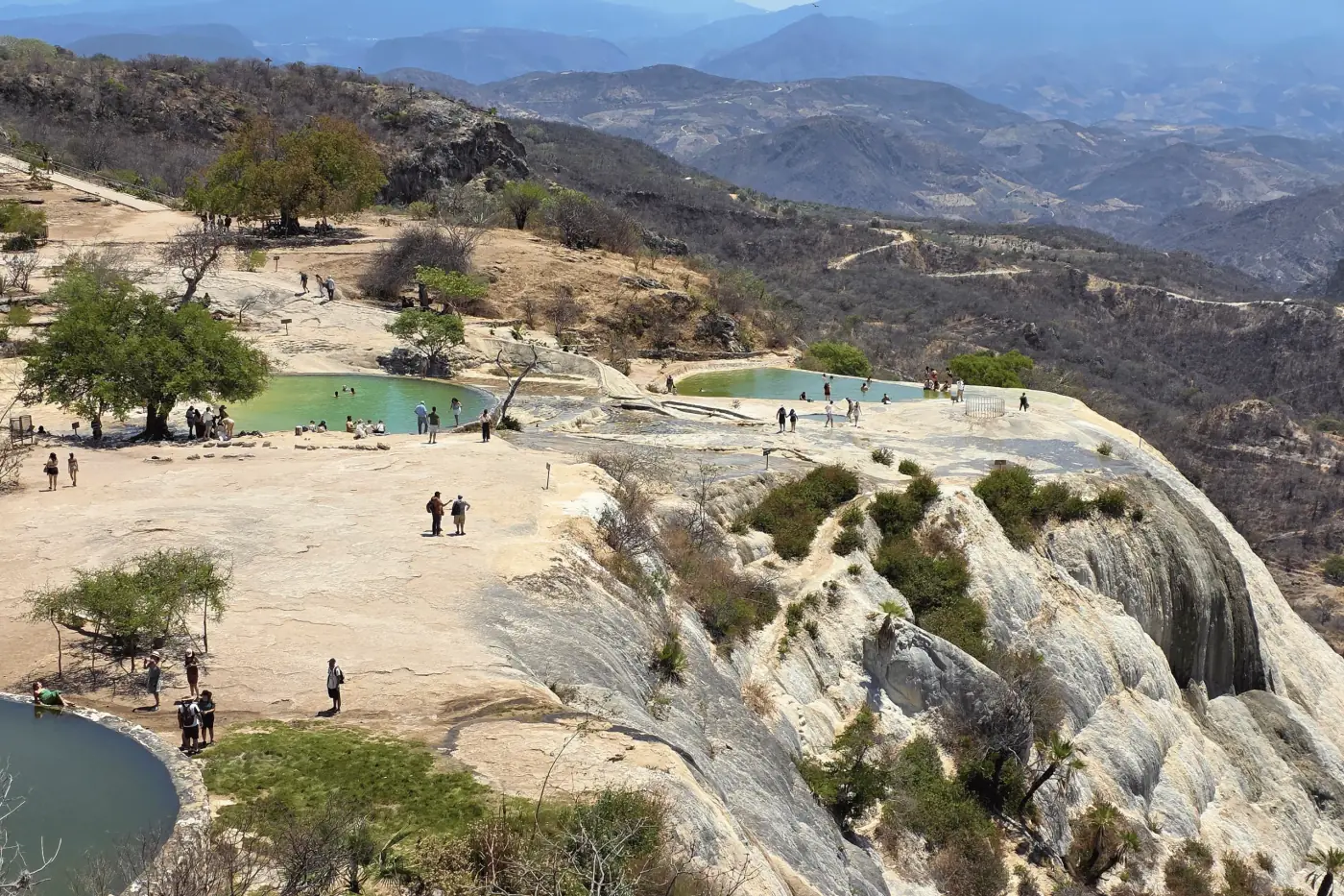 Vista cascadas petrificadas