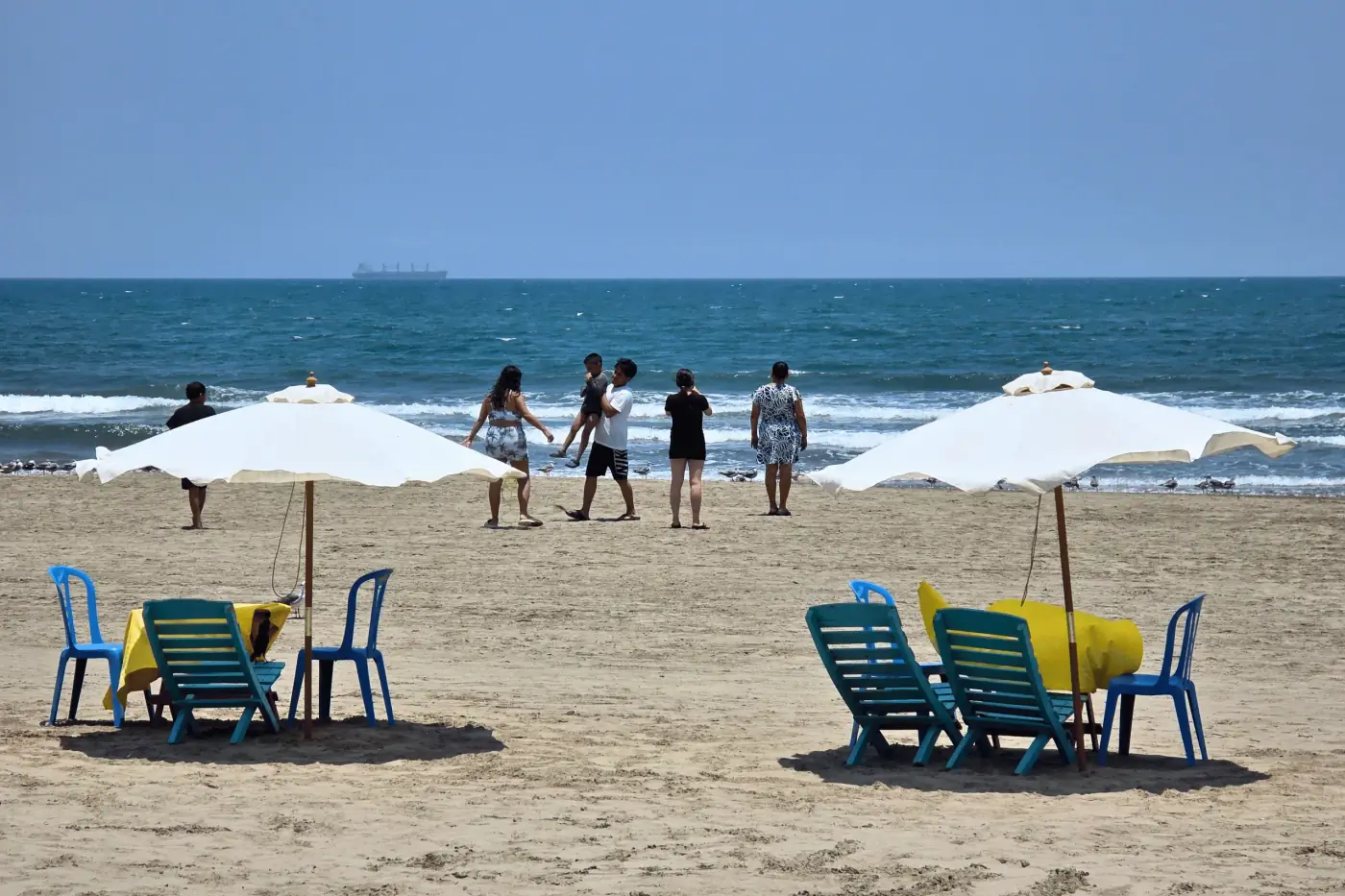 Familia en la playa