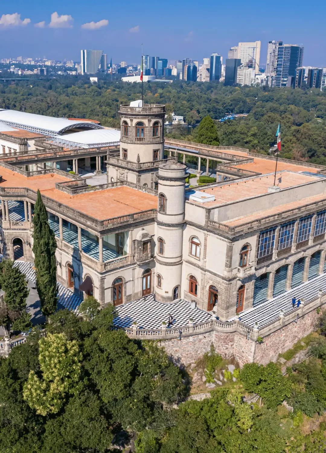 Chapultepec: zoológico, castillo y museos