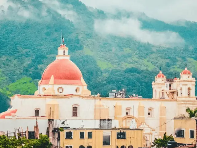 Panoramica de la Iglesia