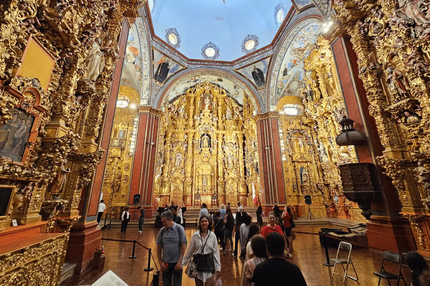 Interior Iglesia de San Francisco