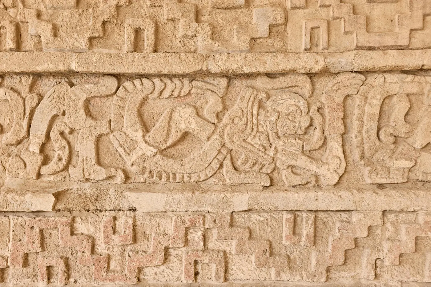 Muro Coatepantli