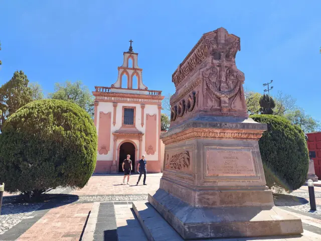 Mausoleo de Doña Josefa Ortiz de Domínguez