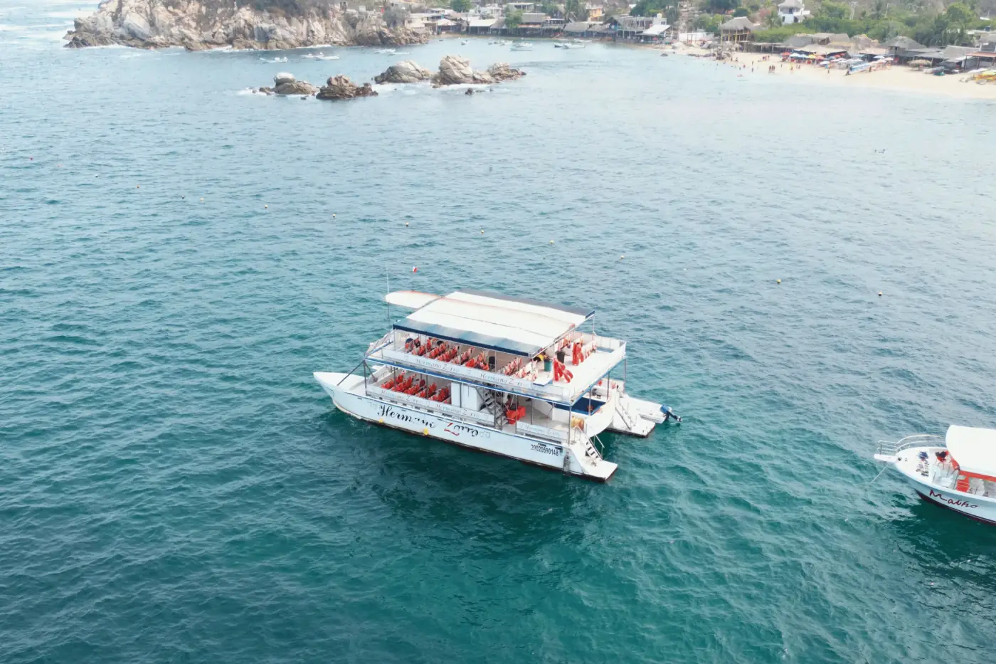 Recorrido en catamarán