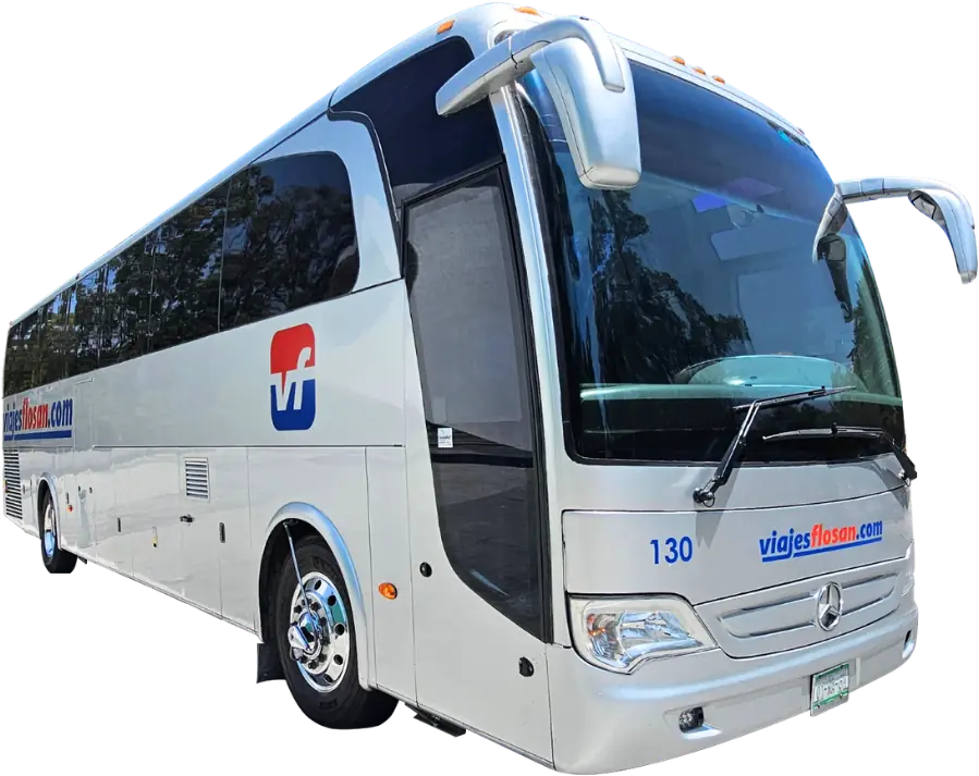 Autobús Mercedes-Benz plateado de Viajes Flosan, visto de frente y de costado