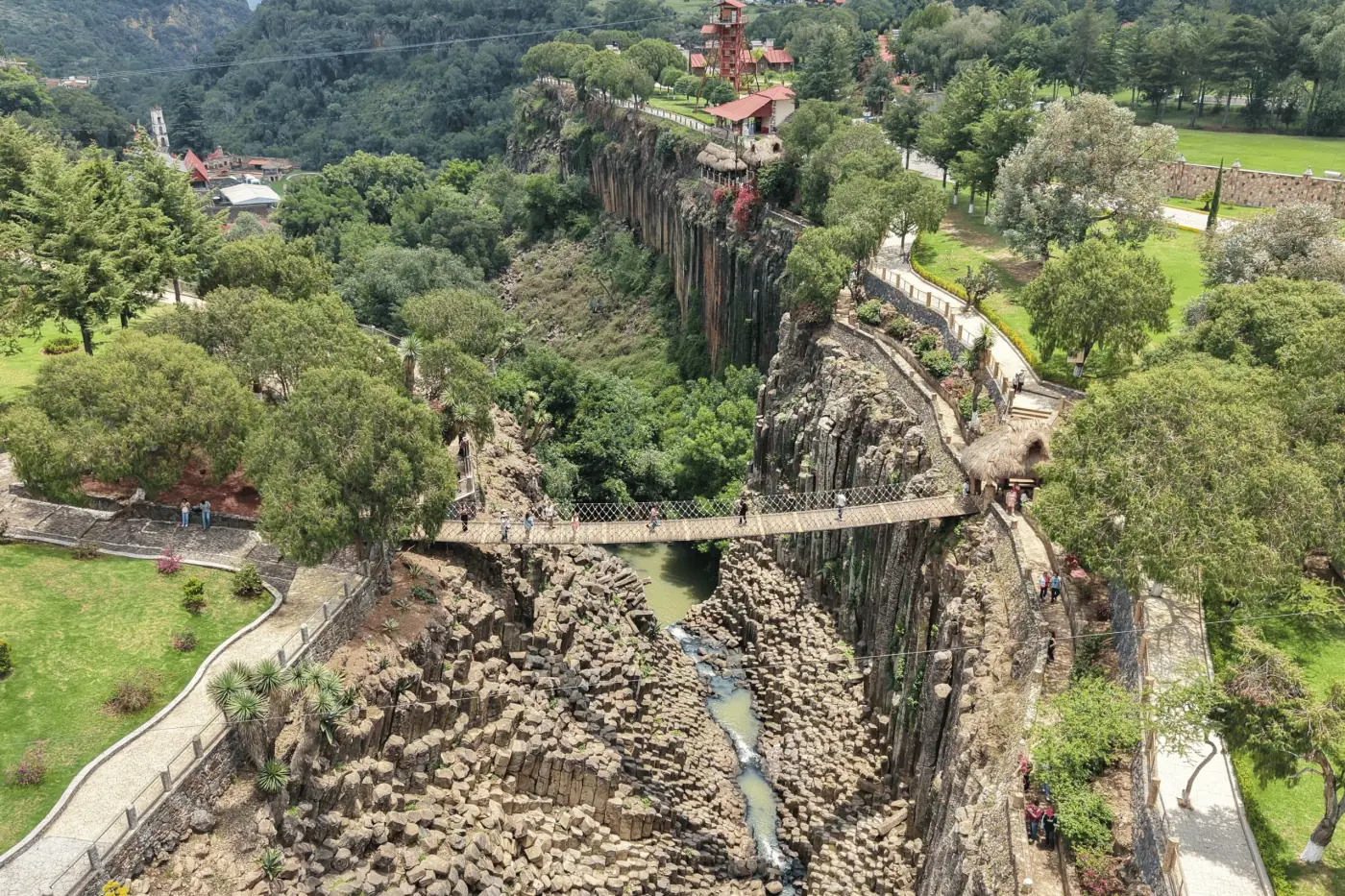 Panorámica de prismas basálticos